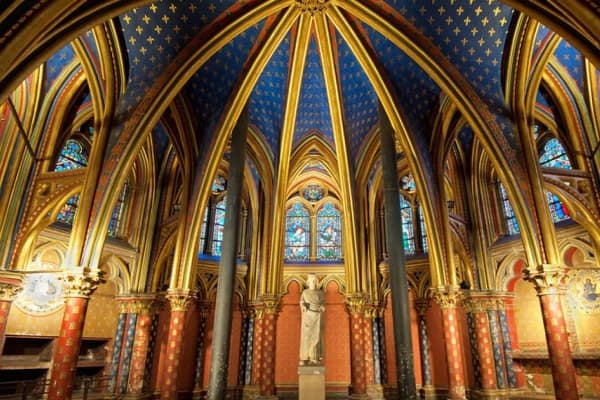 Stunning Gothic Beauty